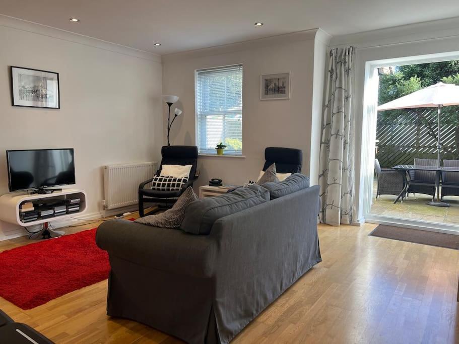 Sohot Stays-Garden Apt-Free Parking Ground Flr 브로드스테어즈 외부 사진